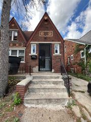 16605 Stansbury Street, Detroit, MI 48235