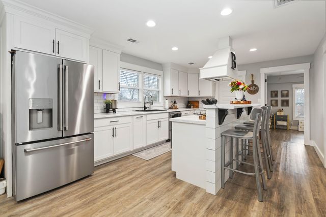 903 Barnes Mill Road, Richmond, KY 40475