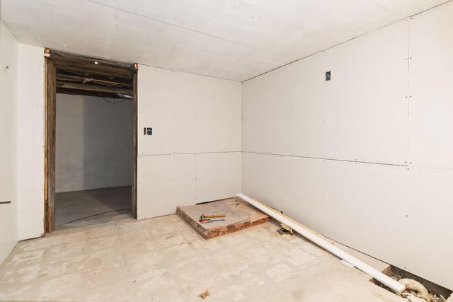 903 Barnes Mill Road, Richmond, KY 40475