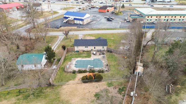 903 Barnes Mill Road, Richmond, KY 40475