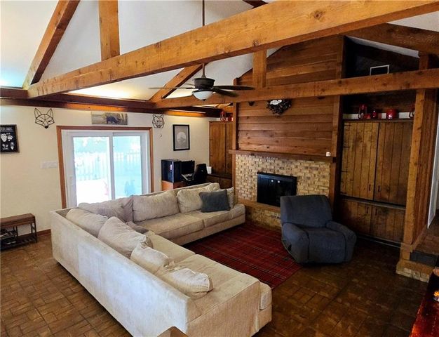 563 Vaughan Drive, Satsuma, AL 36572