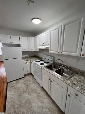 309 Bahan Street, Taylors, SC 29687