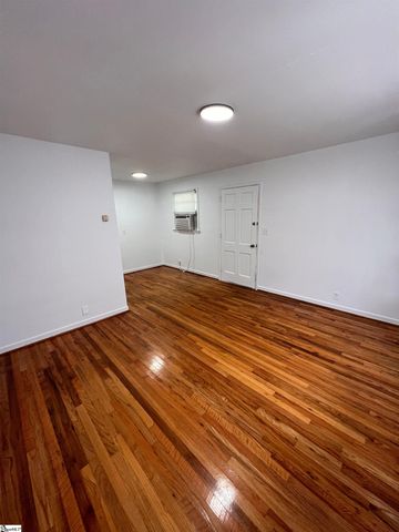 309 Bahan Street, Taylors, SC 29687