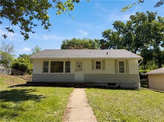 5333 N Euclid Avenue, Kansas City, MO 64118