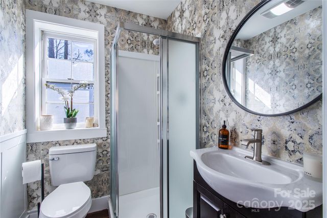 426, 428 Weaver Creek Road, Brevard, NC 28712