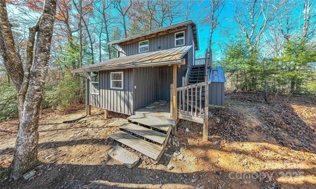 426, 428 Weaver Creek Road, Brevard, NC 28712