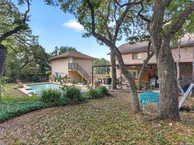 16826 Winding Oak Drive, San Antonio, TX 78247
