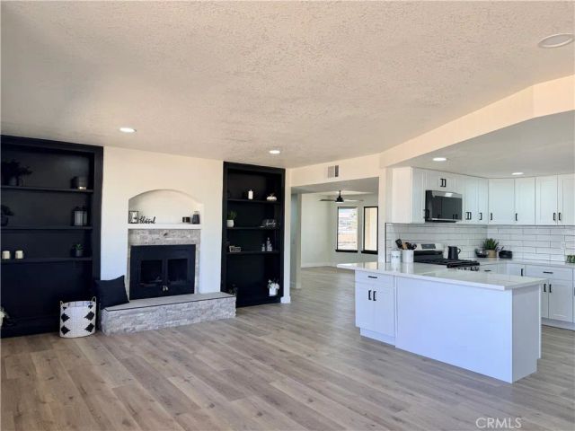 7605 Langdon Avenue, Hesperia, CA 92345