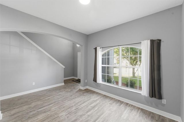 18124 SAXONY LANE, Orlando, FL 32820