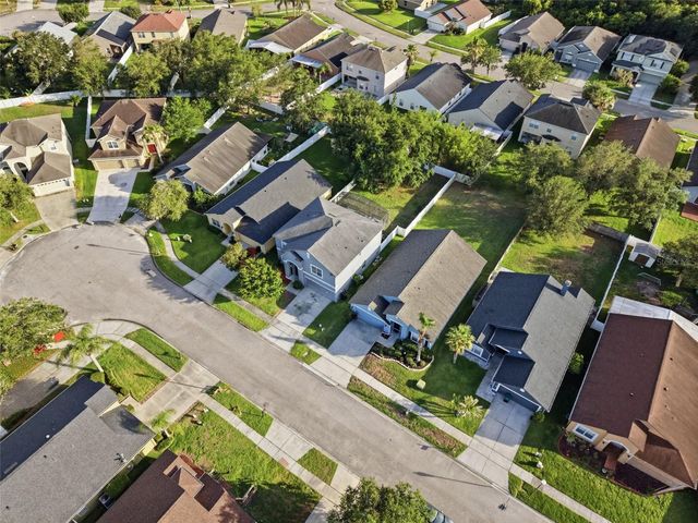 18124 SAXONY LANE, Orlando, FL 32820