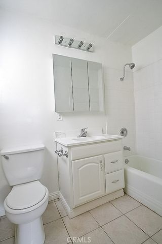 1920 Wallace Avenue, Costa Mesa, CA 92627
