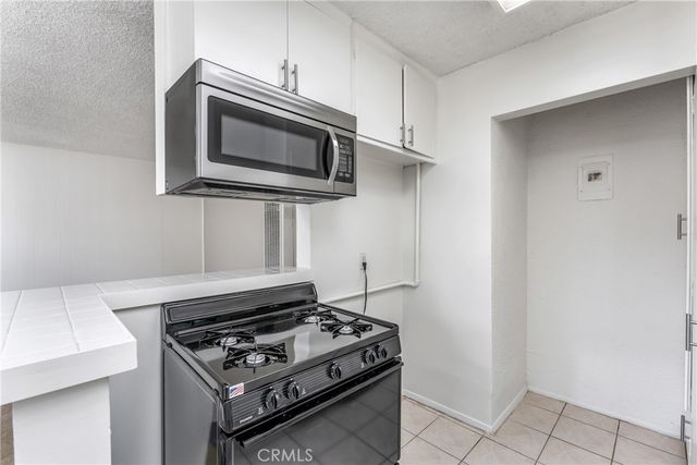 1920 Wallace Avenue, Costa Mesa, CA 92627