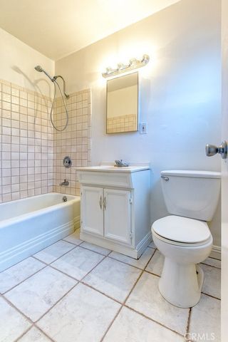 1920 Wallace Avenue, Costa Mesa, CA 92627