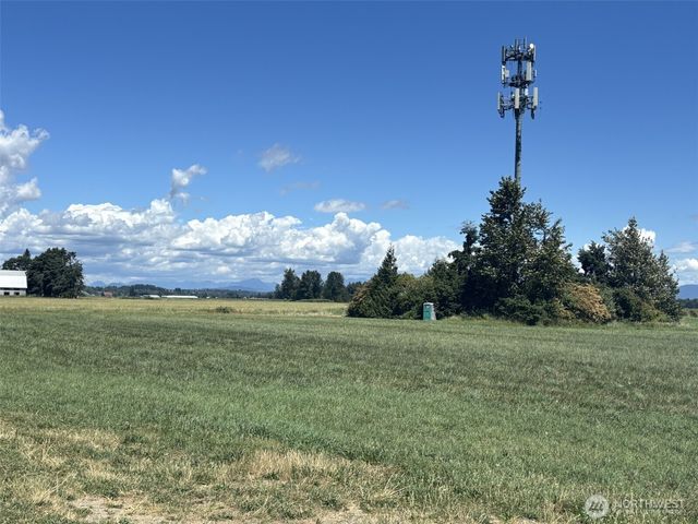 8976 Double Ditch Road, Lynden, WA 98264
