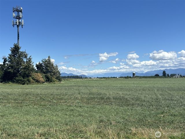 8976 Double Ditch Road, Lynden, WA 98264