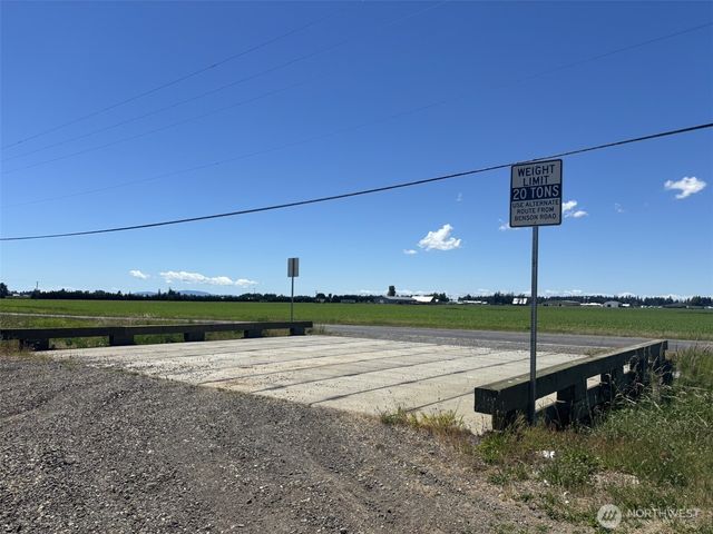 8976 Double Ditch Road, Lynden, WA 98264