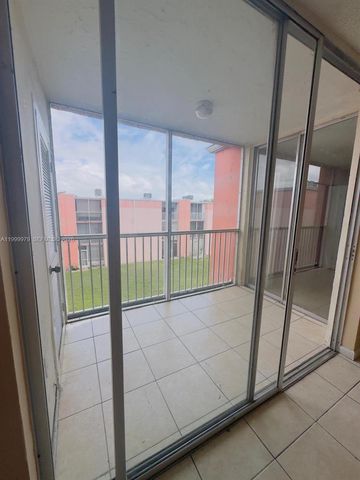 19841 SW 114th Ave 310, Miami, FL 33157