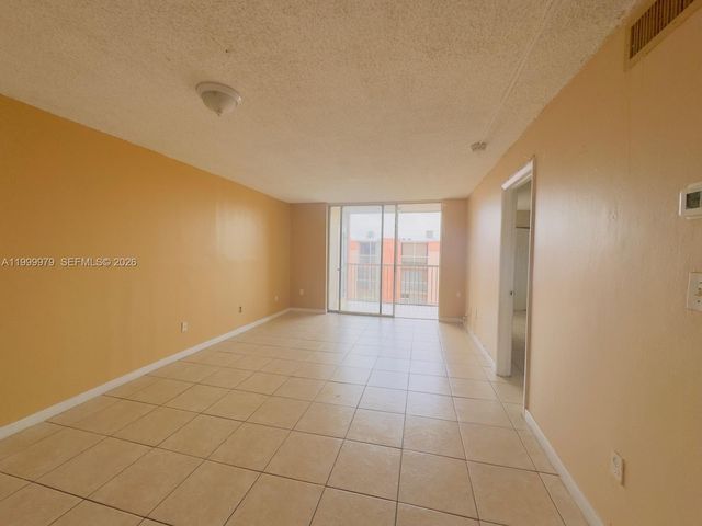 19841 SW 114th Ave 310, Miami, FL 33157