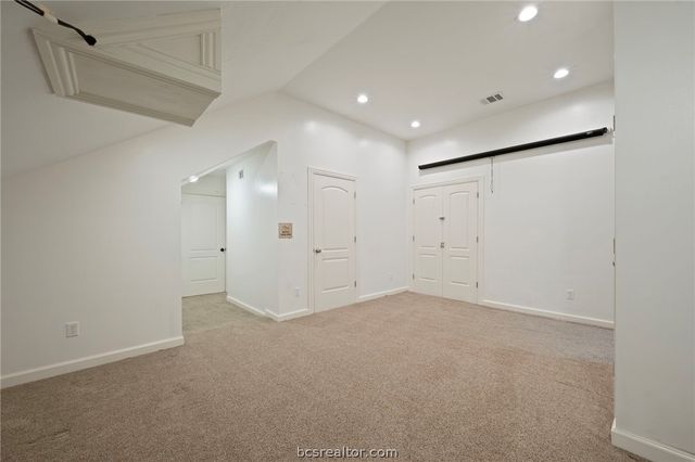 9307 Lake Forest Court S, College Station, TX 77845