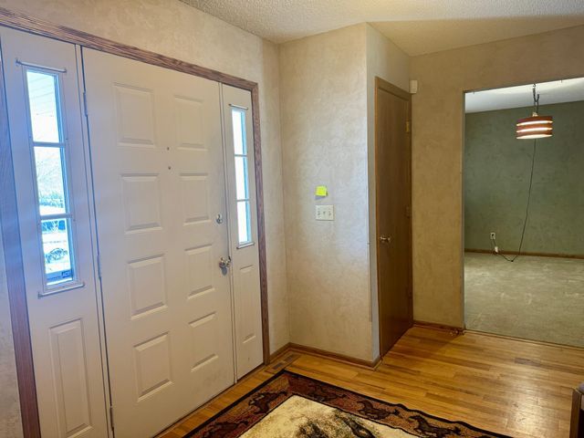 2906 Innsdale Avenue N, Lake Elmo, MN 55042