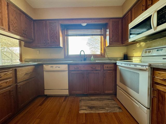 2906 Innsdale Avenue N, Lake Elmo, MN 55042