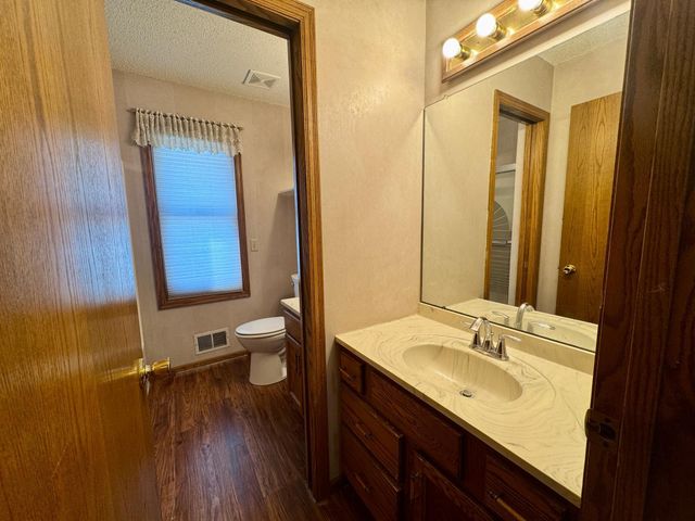 2906 Innsdale Avenue N, Lake Elmo, MN 55042