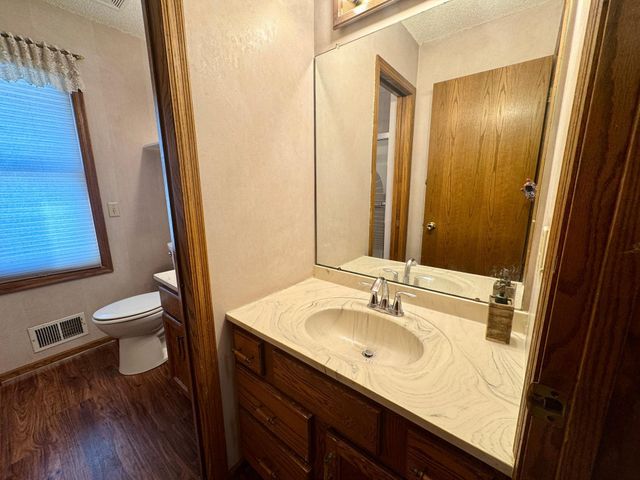 2906 Innsdale Avenue N, Lake Elmo, MN 55042