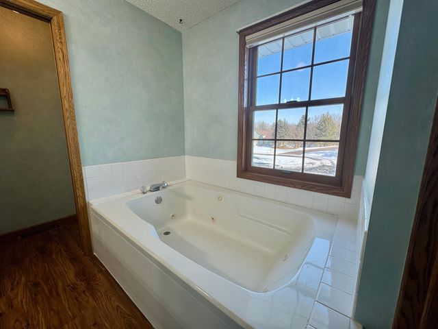 2906 Innsdale Avenue N, Lake Elmo, MN 55042