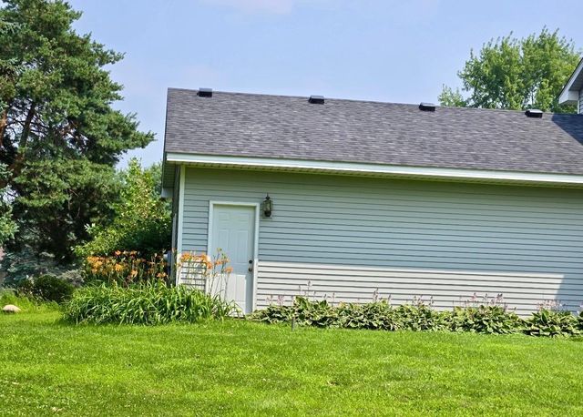 2906 Innsdale Avenue N, Lake Elmo, MN 55042