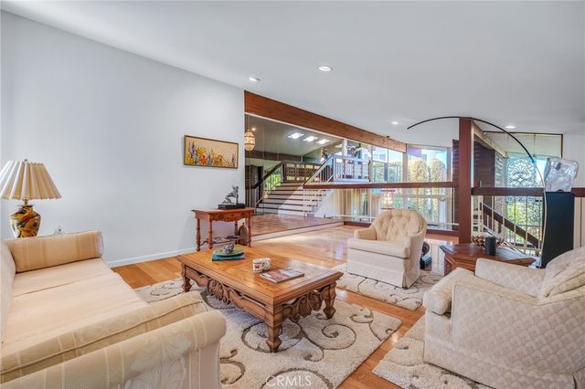 1825 Via Estudillo, Palos Verdes Estates, CA 90274