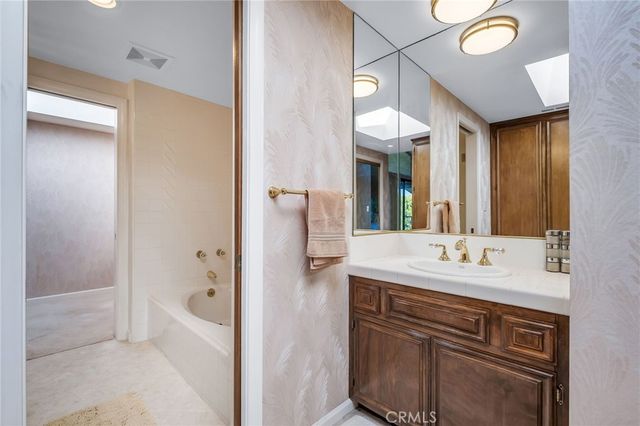 1825 Via Estudillo, Palos Verdes Estates, CA 90274