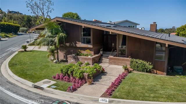 1825 Via Estudillo, Palos Verdes Estates, CA 90274