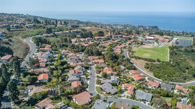 1825 Via Estudillo, Palos Verdes Estates, CA 90274
