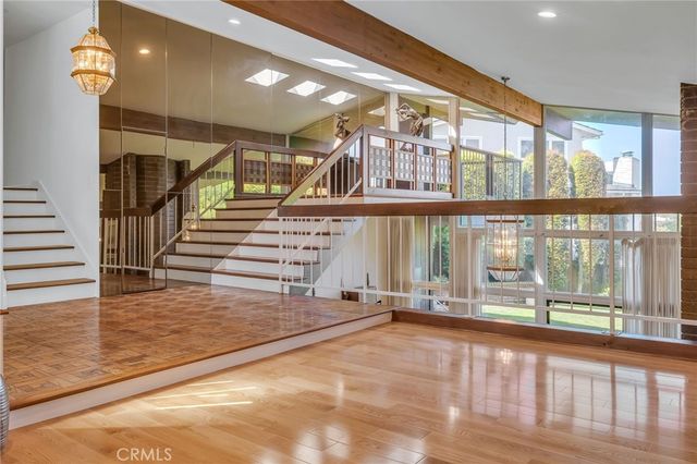 1825 Via Estudillo, Palos Verdes Estates, CA 90274