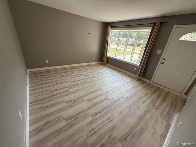 34856 Fairchild Street, Westland, MI 48186