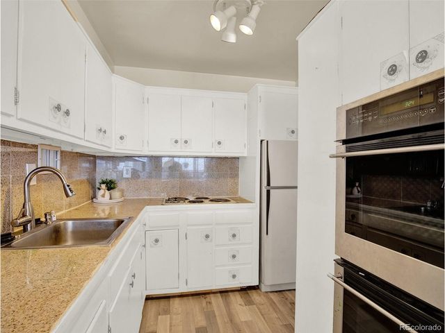 1121 Albion St 910, Denver, CO 80220