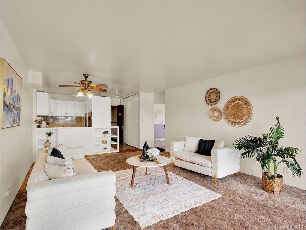 1121 Albion St 910, Denver, CO 80220