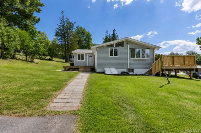 14 Cannon Boulevard, Mountain Dale, NY 12763