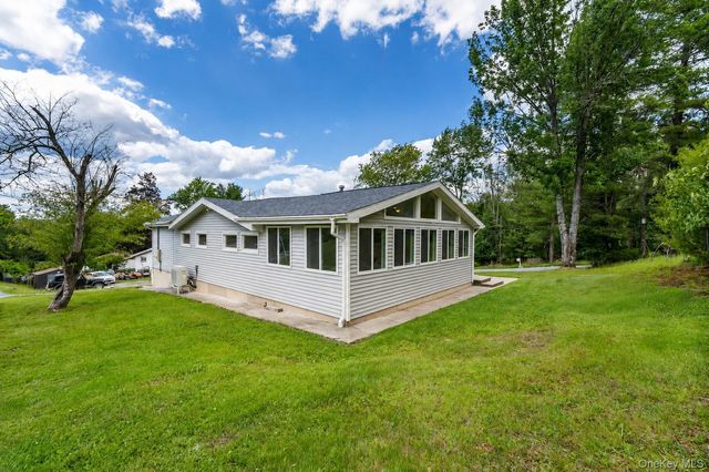 14 Cannon Boulevard, Mountain Dale, NY 12763