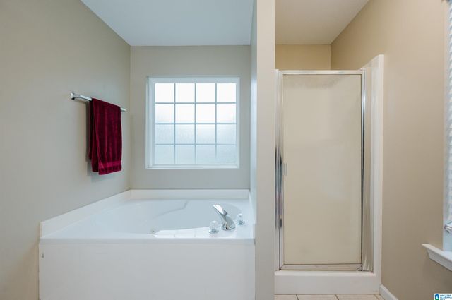 633 MERIWEATHER DRIVE, Calera, AL 35040