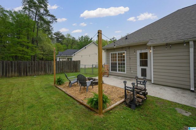 633 MERIWEATHER DRIVE, Calera, AL 35040
