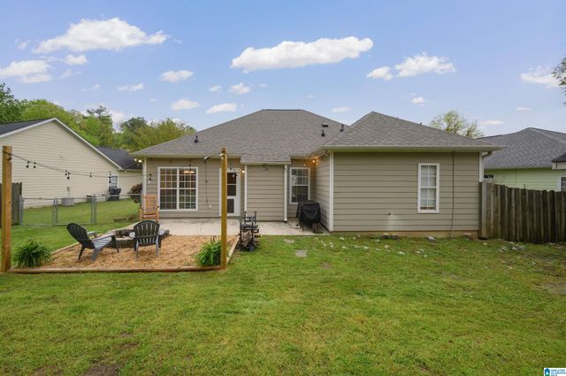 633 MERIWEATHER DRIVE, Calera, AL 35040