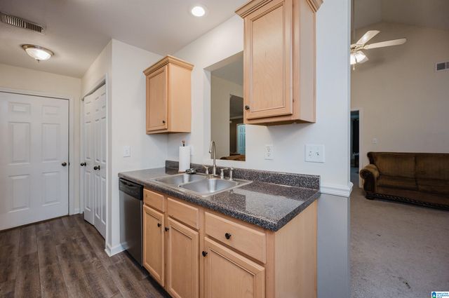 633 MERIWEATHER DRIVE, Calera, AL 35040
