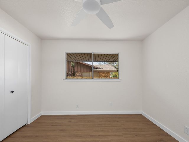 314 Weathercock LN, Windcrest, TX 78239