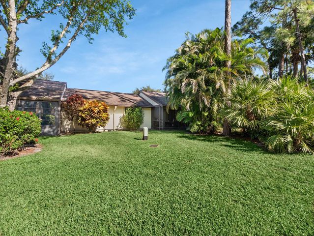 193 Mastic Tree Court, Royal Palm Beach, FL 33411