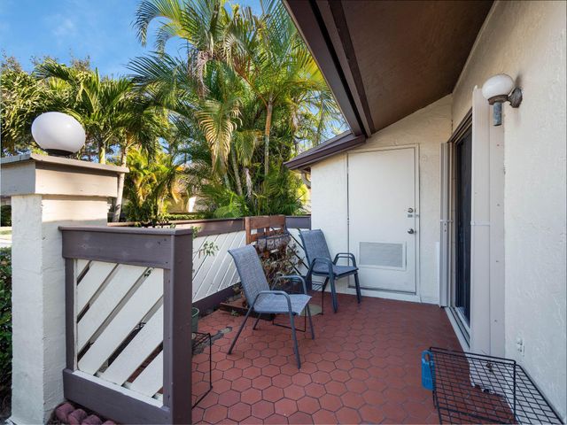 193 Mastic Tree Court, Royal Palm Beach, FL 33411