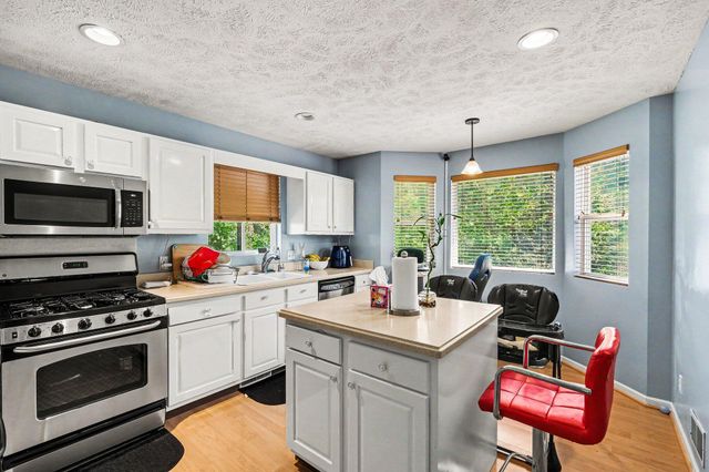 4676 Eastern Avenue Se, City Of Kentwood, MI 49508