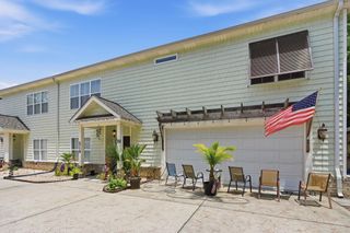577 Sunnyside Ave # B, Murrells Inlet, SC 29576