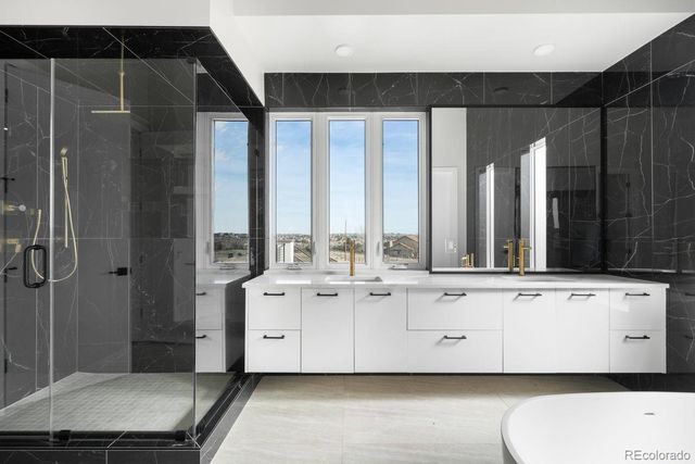 6954 S Espana Way, Centennial, CO 80016