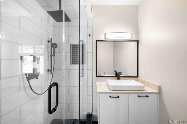 6954 S Espana Way, Centennial, CO 80016